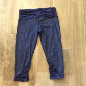 Lululemon size 10 crop pants